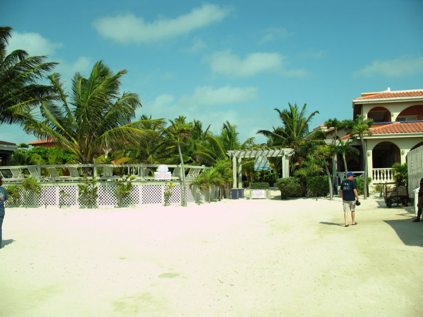 Sunbreeze beach entrance